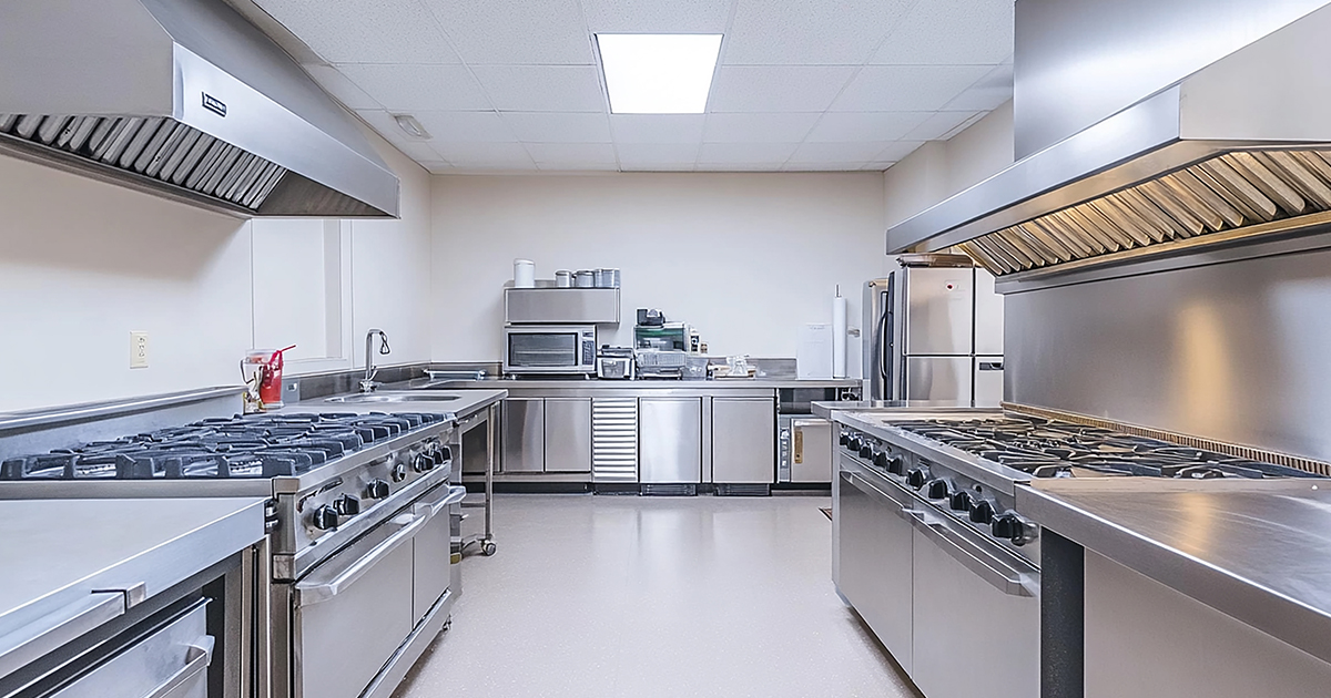 Complete Guide to Commercial Kitchen Equipment in UAE (2026)