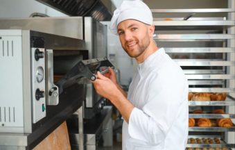 Choosing The Best Commercial Kitchen Equipment In The Uae Expert Insights Comparisons